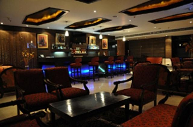 The Victoria Grand Hotel & Spa Касаули Екстериор снимка