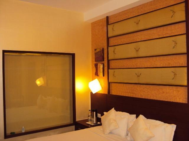 The Victoria Grand Hotel & Spa Касаули Екстериор снимка